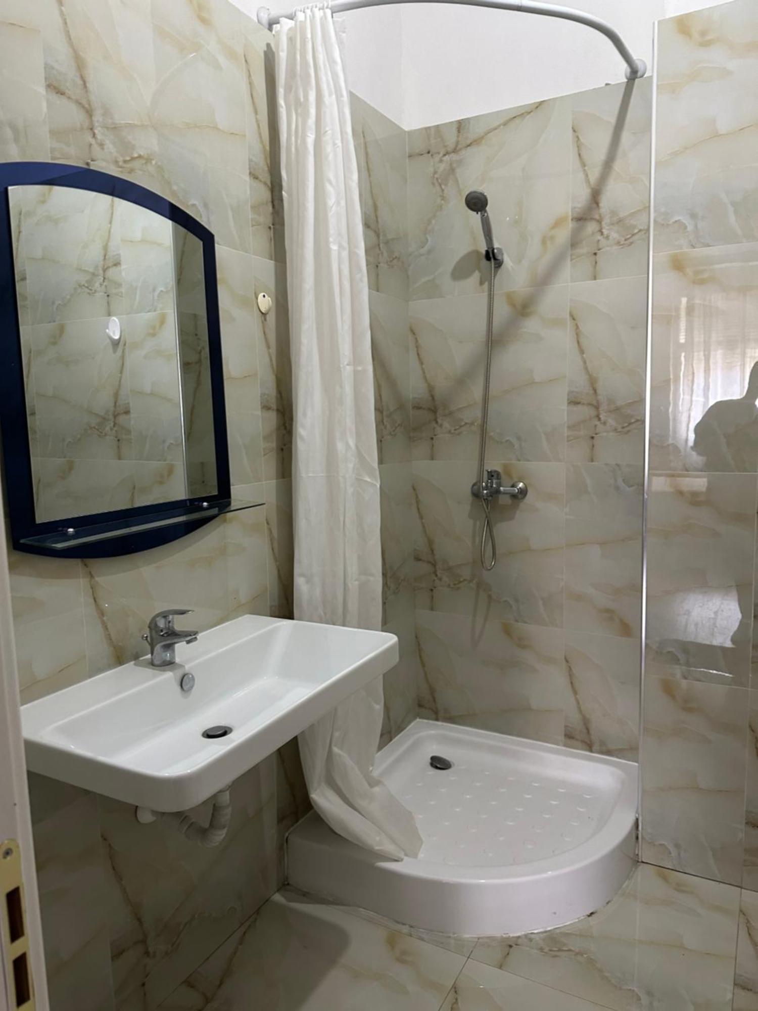 Ambassador Tirana Apartment Eksteriør billede